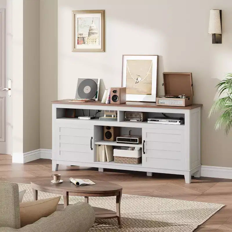 Meuble TV de ferme pour téléviseurs de 63 pouces, meuble de divertissement avec armoires de rangement et étagères, portes d'armoire pour salon ou chambre à coucher