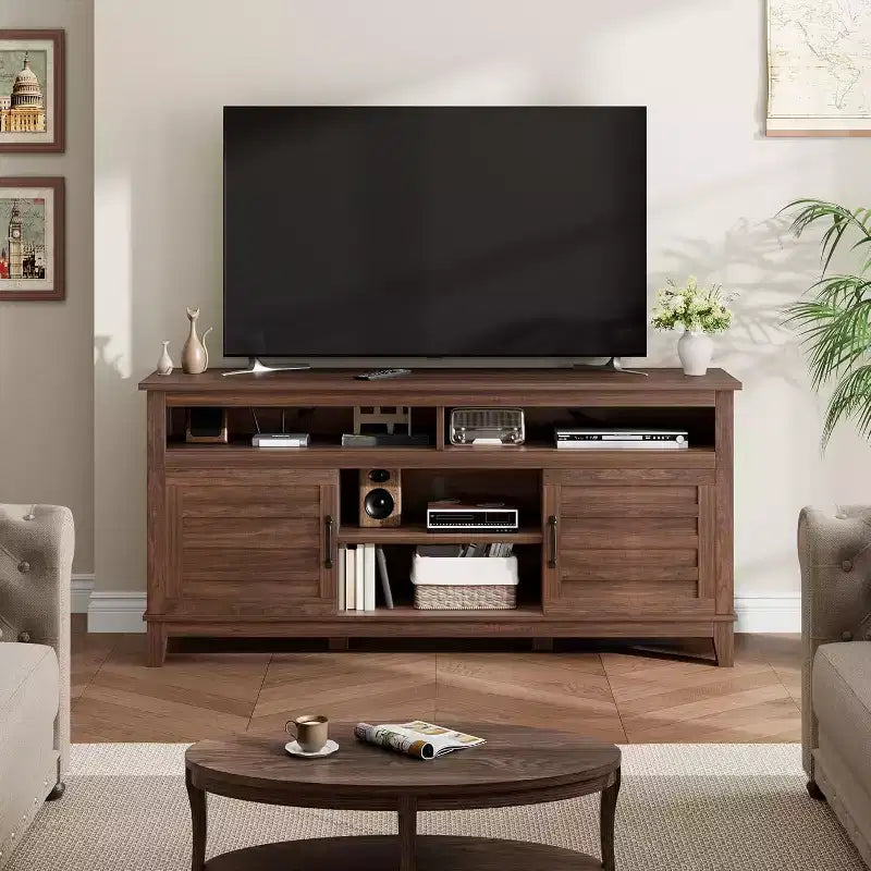 Meuble TV de ferme pour téléviseurs de 63 pouces, meuble de divertissement avec armoires de rangement et étagères, portes d'armoire pour salon ou chambre à coucher