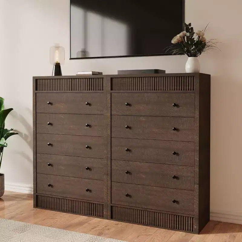Commode haute à 5 tiroirs en noyer, 80 cm de large, commode cannelée, meuble de rangement moderne en bois pour chambre à coucher, chambre d'enfant, couloir, salon