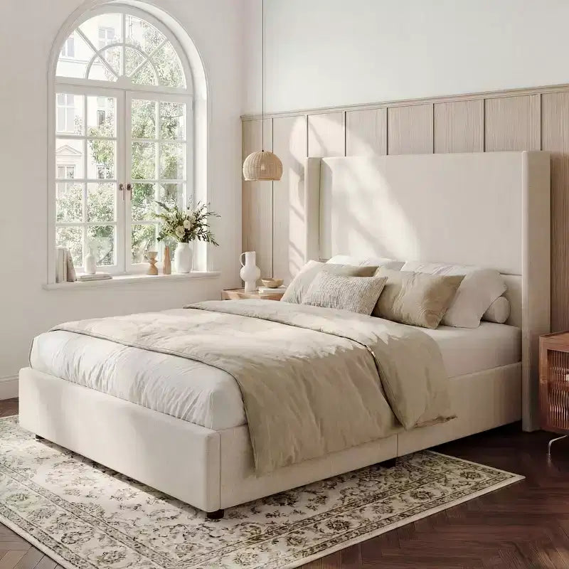 Cadre de lit plateforme capitonné Dyonery Queen avec tête de lit à dossier haut de 130 cm, pieds en bois massif, pas besoin de sommier tapissier, style moderne en lin