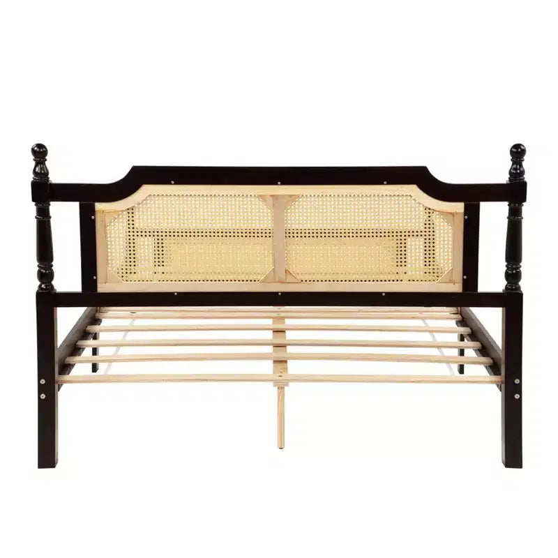 Lit plateforme Queen Size avec tête de lit et pied de lit en rotin, lit en bois et rotin avec support central renforcé