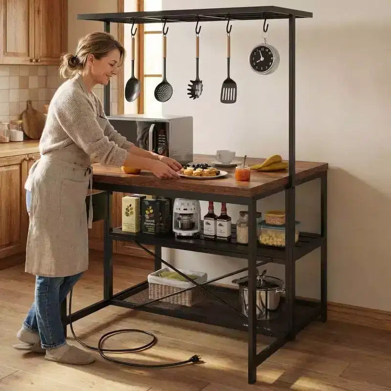 47 Îlot de cuisine avec rangement – Table de préparation multifonctionnelle avec étagères à 3 niveaux, étagère à boulanger et 5 crochets, Station à café pour l'organisation de la cuisine