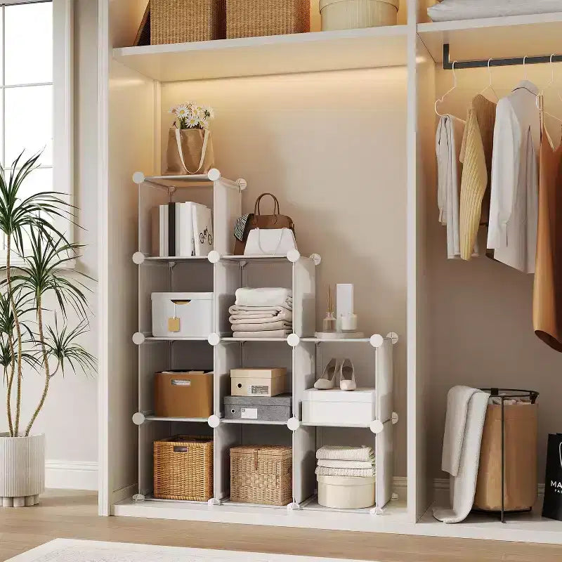 Organisateur de rangement 9 cubes en PVC, Étagère modulaire facile à assembler pour chambre et salon, Blanc