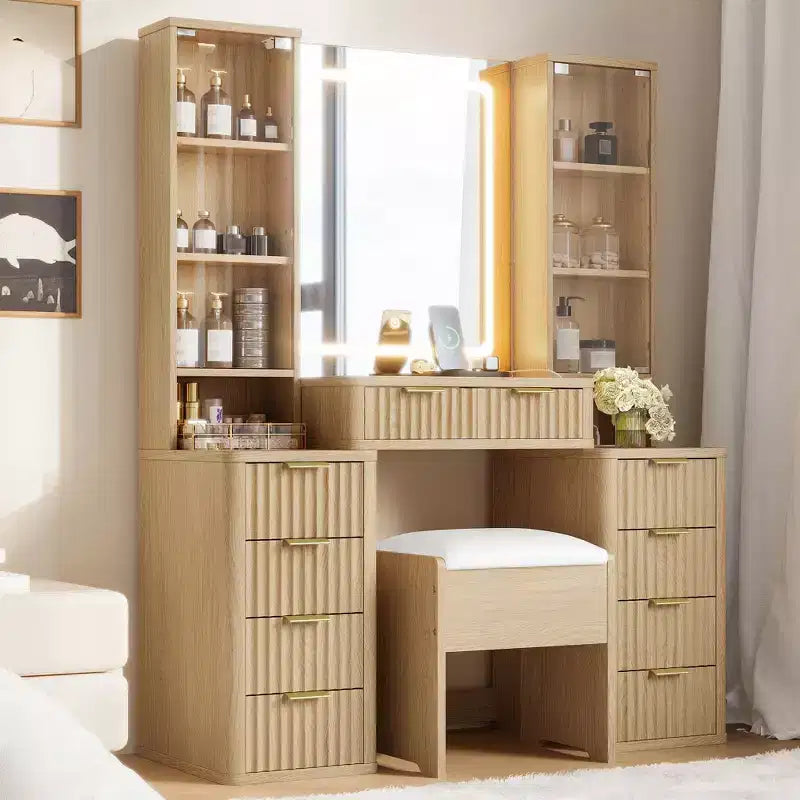 JVNOXK Ensemble de vanité moderne de 43,5 pouces avec miroir et lumière, comprenant des tiroirs, un meuble en verre transparent, un tabouret et une station de charge, Chêne