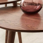 Table d'appoint VIYET 16 en chêne massif, table basse de style Mid-Century moderne en forme de galet, bureau sans formaldéhyde pour salon/bureau (noyer)