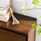 JVNOXK Buffet moderne de style Mid-Century de 39 pouces avec deux trous de sortie, adapté au salon ou à la cuisine, avec espace de rangement, Noyer