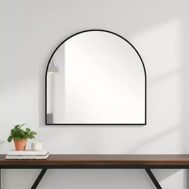 HomeRoots 29 Miroir d'appoint encadré en métal noir avec arche