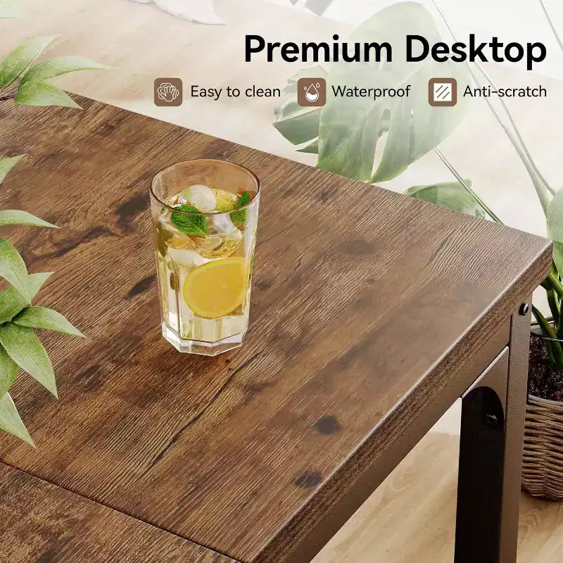 Dyonery Bureau informatique avec prises électriques, plateau de 3 cm d'épaisseur pour le bureau à domicile, jeux, écriture, travail pour le bureau à domicile, marron rustique