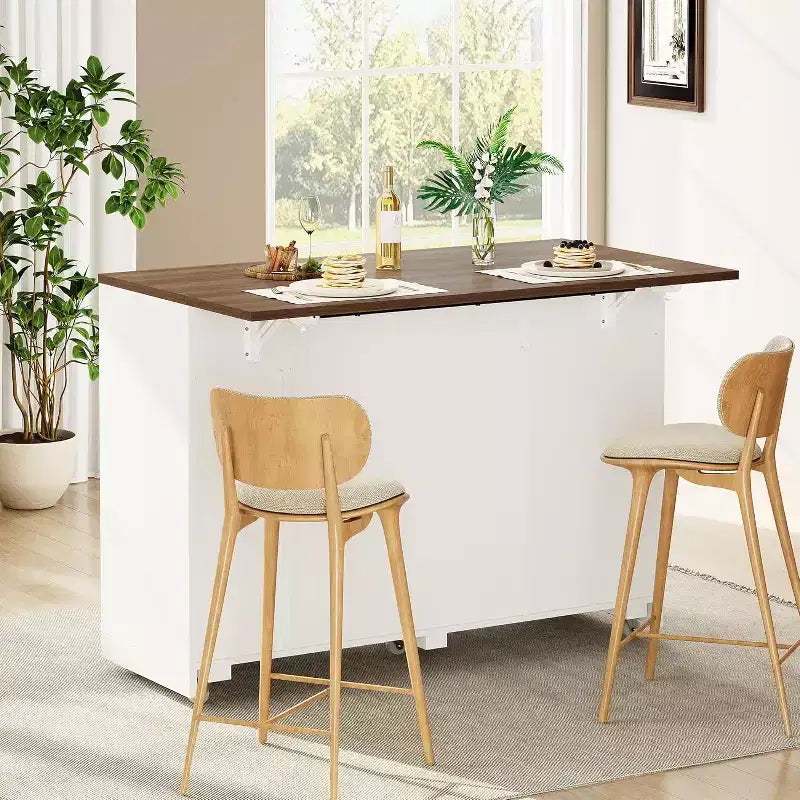 Îlot de cuisine roulant de 53 pouces avec portes en rotin et bar de petit-déjeuner à abattant, meuble de rangement avec poubelle cachée