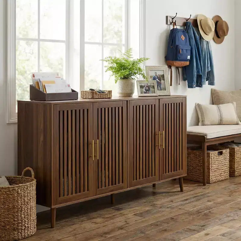 Meuble de rangement Homy Casa 63 en bois avec portes à lattes et étagères réglables, finition noyer