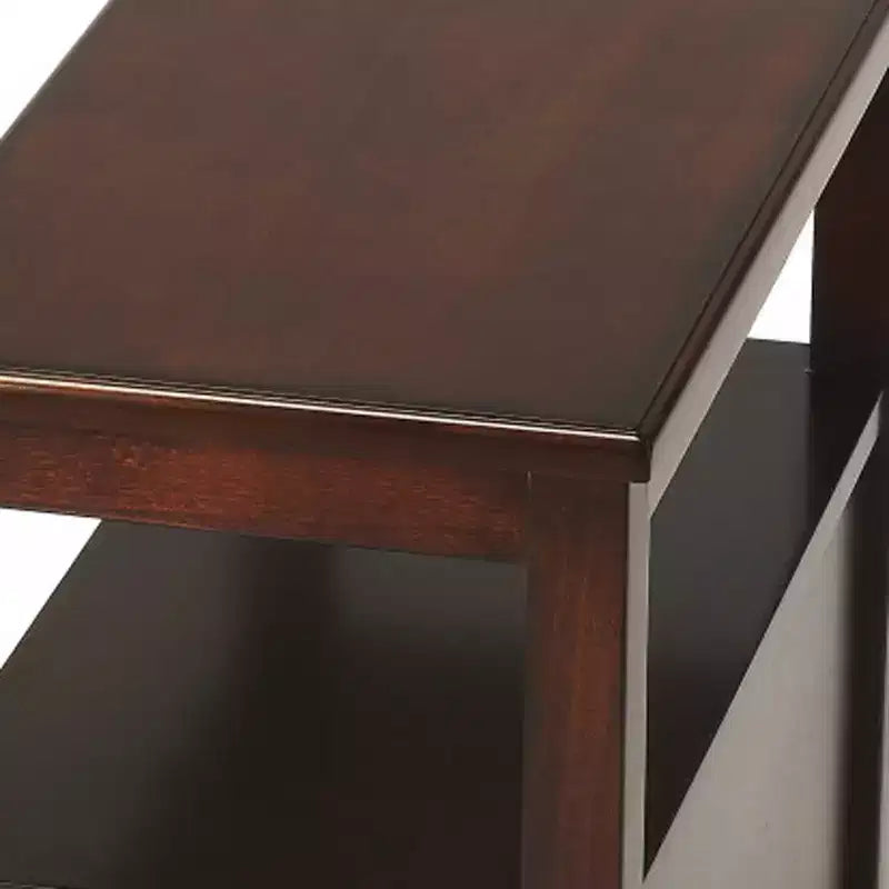 HomeRoots Table d'appoint 24 po en bois manufacturé brun foncé avec deux tiroirs et une étagère