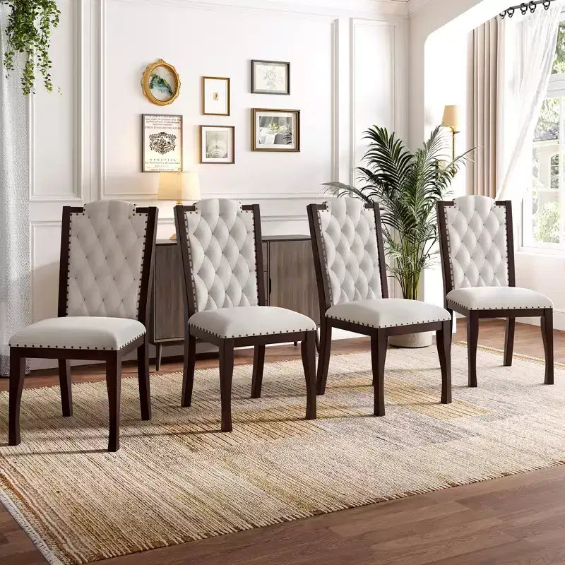 Chaises de salle à manger capitonnées GDFStudio Ziegler avec dossier haut capitonné à losanges et pieds en bois massif (lot de 4)