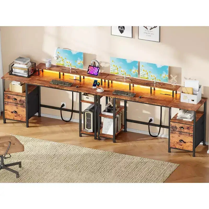 Bureau d'ordinateur rustique marron de 61 pouces avec station de charge, bureau de jeu réversible, lumières LED, classeur, support de moniteur, étagères de rangement, bureau à domicile