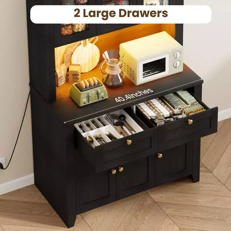 Armoire de cuisine haute de 66 po avec lumières DEL et station de recharge, armoire de rangement de cuisine, buffet de cuisine, bar à café avec tiroirs de rangement