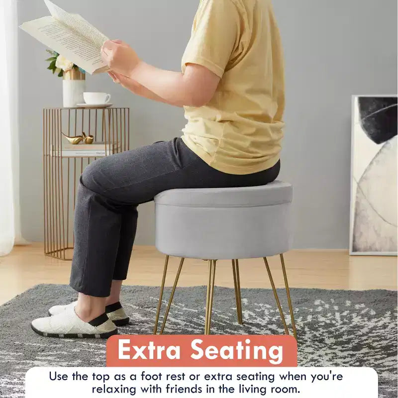 Ornavo Home Pouf de rangement rond moderne en velours avec pieds en métal doré et plateau de table basse - Argent