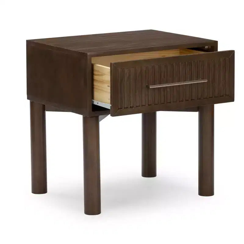 Table de chevet Sera à 1 tiroir cannelé avec poignée en laiton