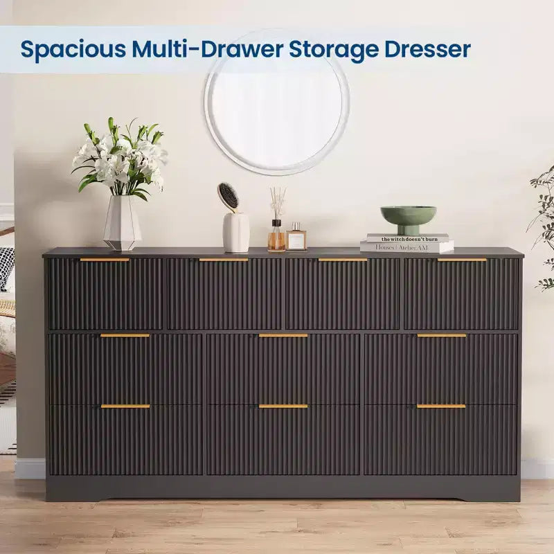 Commode en bois avec poignées métalliques pour salon, couloir, entrée