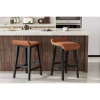 Lot de 2 tabourets de bar modernes et confortables de 66,5 cm, hauteur comptoir, dossier bas rembourré, [Détail du siège], pieds en bois, repose-pieds