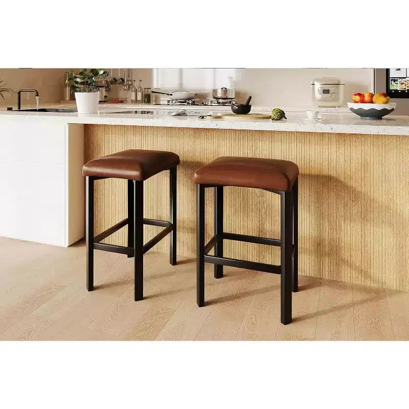 2 tabourets de bar hauteur comptoir, cuir PU avec 2 rembourrages, base en métal robuste, assemblage facile, pour îlot de cuisine et bar, marron