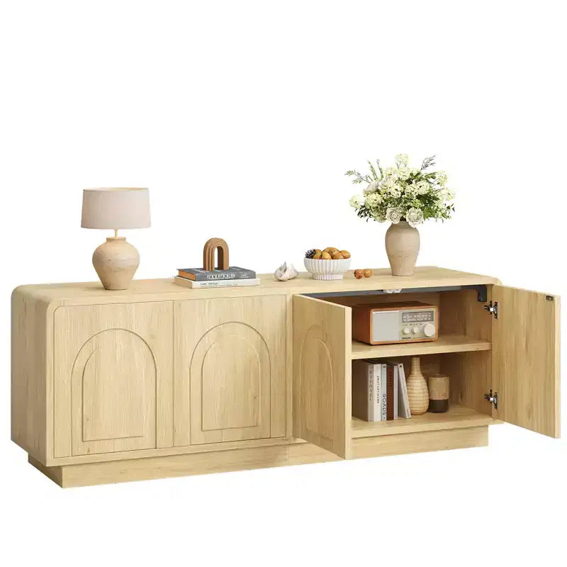 Meuble TV Bestier 63" pour téléviseurs 55/60/65 pouces, console TV 70" avec 2 portes et rangement ouvert, table console basse/moyenne cannelée
