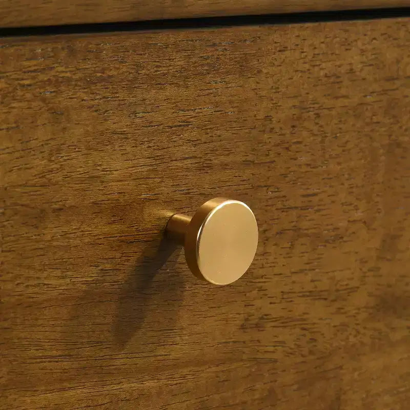 Commode 6 tiroirs en bois Eldren de Roundhill Furniture avec miroir, finition noyer
