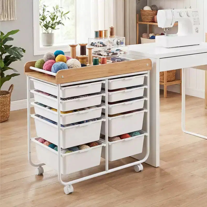 Costway Chariot de Rangement d'Art et d'Artisanat à 10 Tiroirs avec Plateau en Bois, Roues Verrouillables, Cadre et Poignées en Métal Naturel + Macaron/Blanc