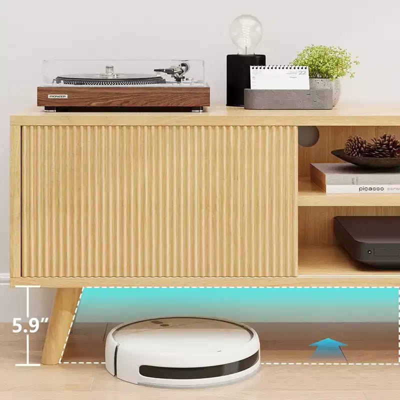 Meuble TV GDFStudio Avalon en bois avec ondulations cannelées pour téléviseurs jusqu'à 70 pouces
