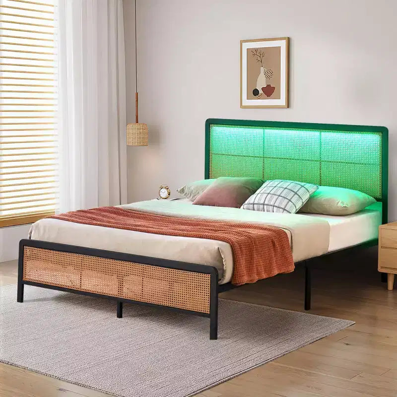 Cadre de lit plateforme en rotin avec lattes métalliques, rangement sous le lit, sommier tapissier non requis, style bohème, taille Queen, noir/blanc, avec/sans lumière LED RVB