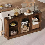 Meuble TV arqué moderne de 63 pouces avec prises de courant et ports USB, console multimédia rustique marron à 3 niveaux avec station de charge pour entrée de salon, TV jusqu'à 70 pouces