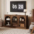 Meuble TV arqué moderne de 63 pouces avec prises de courant et ports USB, console multimédia rustique marron à 3 niveaux avec station de charge pour entrée de salon, TV jusqu'à 70 pouces