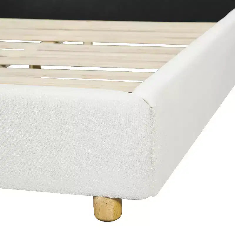 Cadre de lit plateforme rembourré grand lit/très grand lit avec tête de lit capitonnée douce, Blanc - ModernLuxe