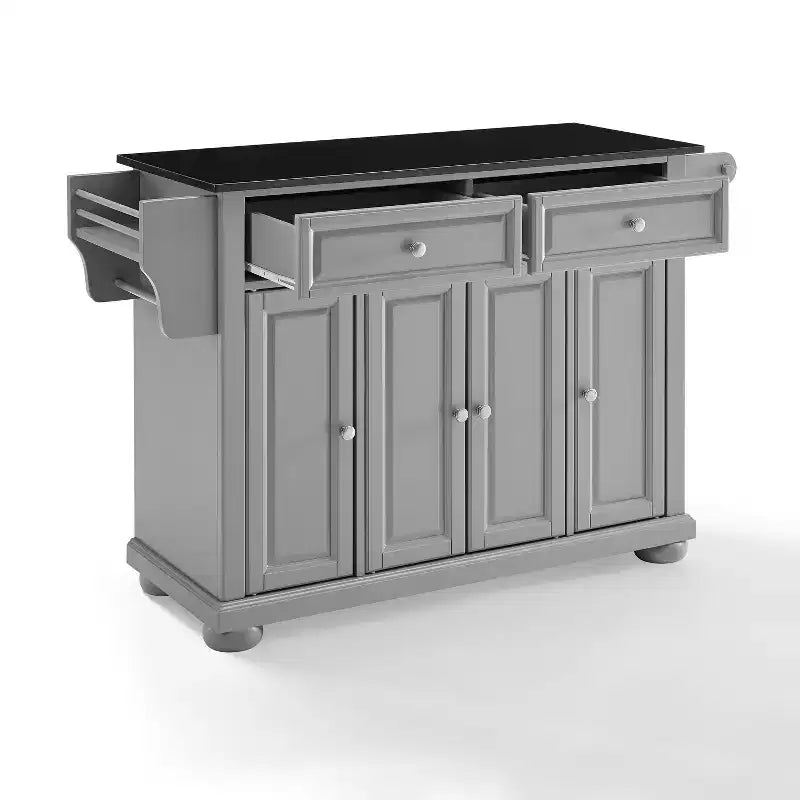 HomeStock avec îlot de cuisine avec porte et étagères
