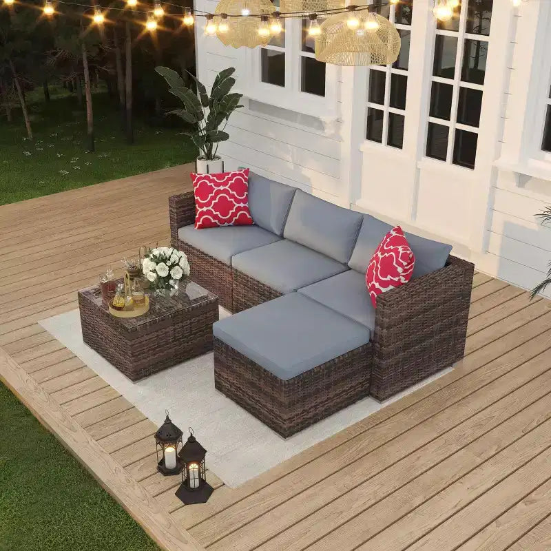 Ensemble de mobilier de patio 5 pièces, ensemble de patio toutes saisons - Sectionnel en rotin PE avec table en verre trempé, mobilier d'extérieur modulaire pour terrasses de piscine, marron