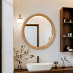 Miroir mural décoratif rond vieilli en bois blanc Whisen avec garniture perlée, miroir de salle de bain de style shabby chic ou campagnard