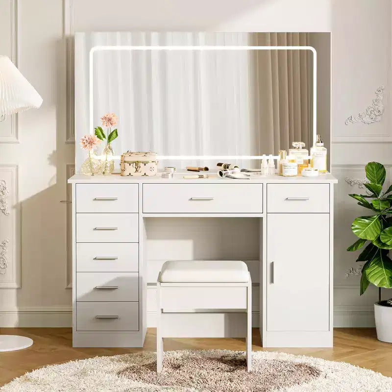 Coiffeuse moderne avec grand miroir, 7 tiroirs, lumières LED, chaise, 3 modes d'éclairage, support pour sèche-cheveux et station de recharge pour chambre à coucher