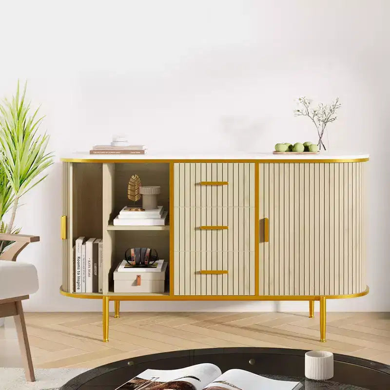 Buffet bahut de 120 cm avec portes coulissantes, meuble de rangement à panneaux ondulés avec plateau aspect marbre pour salle à manger - Chêne