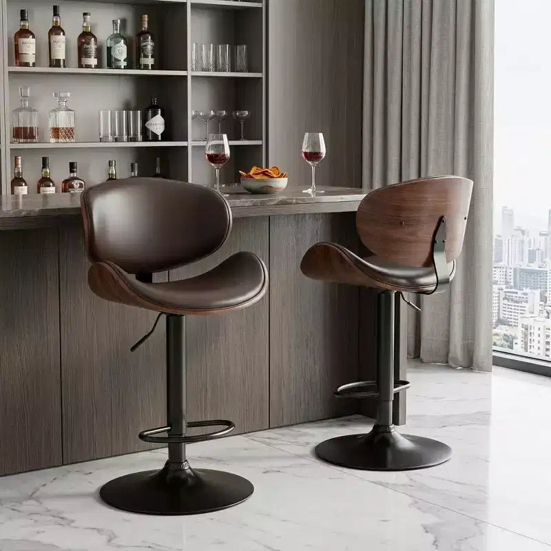 HomeRoots Lot de deux chaises de bar pivotantes à hauteur réglable en similicuir marron et noir, bois et aluminium