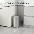 Poubelle compacte en acier inoxydable avec fermeture douce, couvercle anti-odeurs, poignée portable et pédale pour cuisine, salle de bain, bureau, chambre