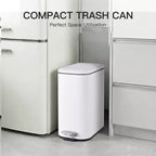 Poubelle compacte en acier inoxydable avec fermeture douce, couvercle anti-odeurs, poignée portable et pédale pour cuisine, salle de bain, bureau, chambre