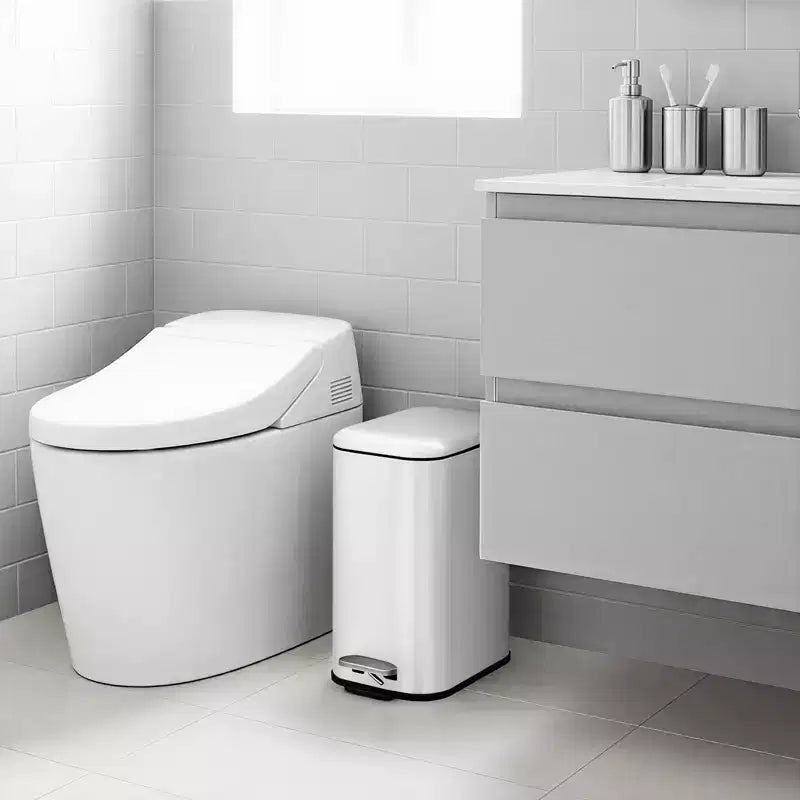 Poubelle compacte en acier inoxydable avec fermeture douce, couvercle anti-odeurs, poignée portable et pédale pour cuisine, salle de bain, bureau, chambre