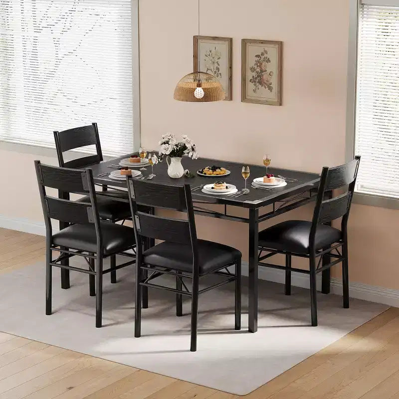Ensemble Table à Manger 4 Chaises Rembourrées, Construction en Bois Robuste, Protections d'Angle, Parfait pour Appartement ou Petite Salle à Manger