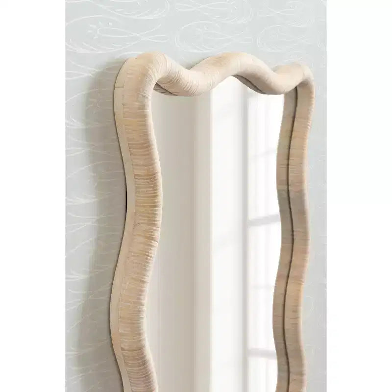 Miroir rectangulaire festonné en rotin Rahfy de Kate et Laurel, blanc, 24x36