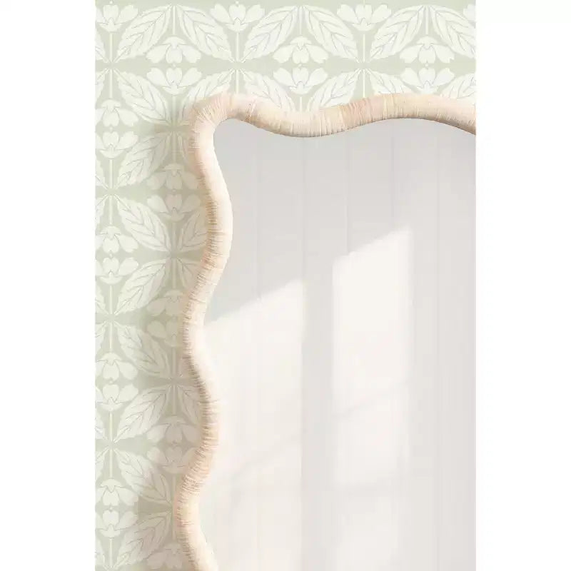 Miroir rectangulaire festonné en rotin Rahfy de Kate et Laurel, blanc, 24x36