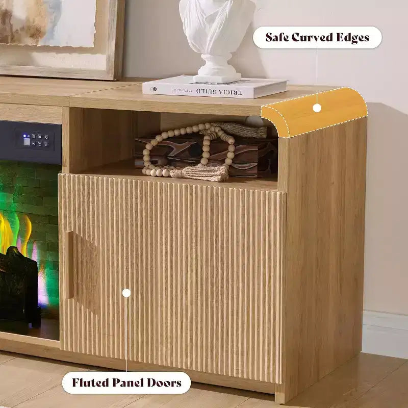 Meuble TV de cheminée cannelé AMERLIFE de 70 po pour téléviseurs jusqu'à 80 po avec foyer électrique de 30 po et rangement, Chêne naturel