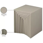 Table d'appoint Meridian Furniture Centennial