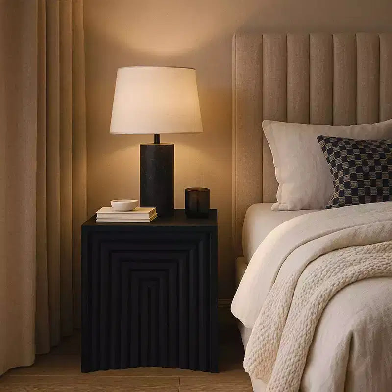 Table d'appoint Meridian Furniture Centennial