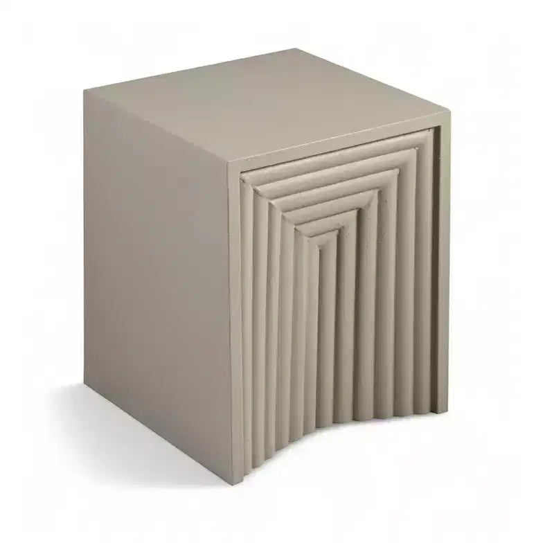Table d'appoint Meridian Furniture Centennial