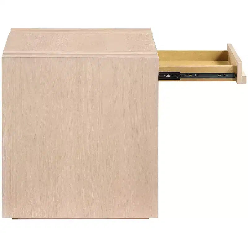 Table d'appoint Meridian Furniture Stanton