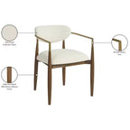Chaise de salle à manger capitonnée en tissu performant crème Riccio de Meridian Furniture avec accoudoirs, lot de 2