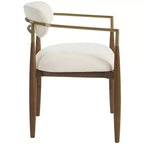 Chaise de salle à manger capitonnée en tissu performant crème Riccio de Meridian Furniture avec accoudoirs, lot de 2